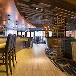 Crowne Plaza By Ihg 4*