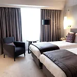 Crowne Plaza By Ihg Szálloda 4*