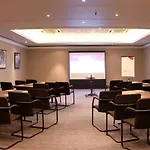 Crowne Plaza By Ihg 4*
