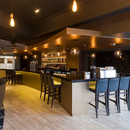 Crowne Plaza By Ihg Hotel