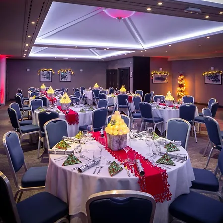 Crowne Plaza By Ihg