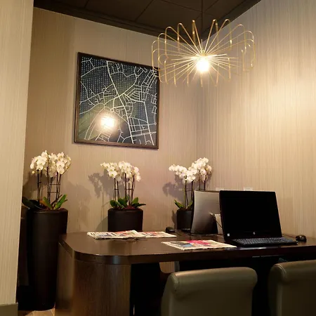 Hotel Crowne Plaza By Ihg 4*