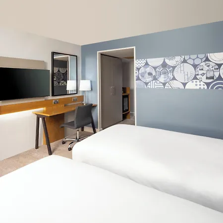 Crowne Plaza By Ihg