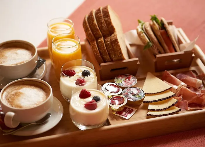 Hotel Crowne Plaza By Ihg 4*