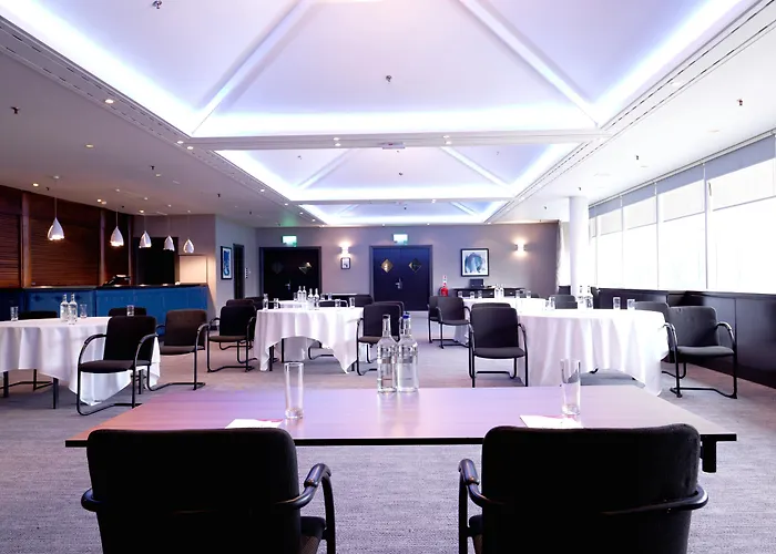 Crowne Plaza By Ihg Hotel 4*