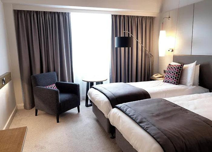 Crowne Plaza By Ihg Hotel 4*