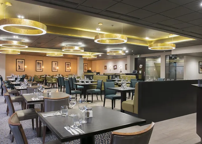 Crowne Plaza By Ihg 4*