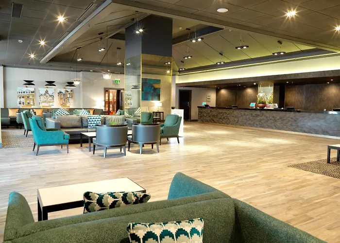 Crowne Plaza By Ihg Hotel 4*