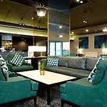 Crowne Plaza By Ihg 호텔