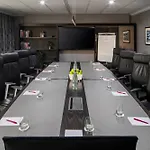 Crowne Plaza By Ihg 4*