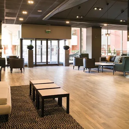 Crowne Plaza By Ihg Hotel 4*