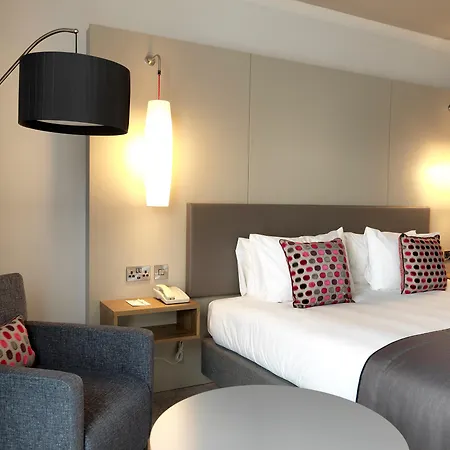 Crowne Plaza By Ihg Hotel