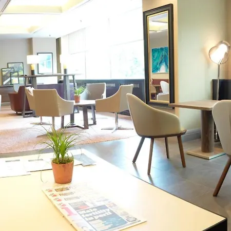 Crowne Plaza By Ihg Hotel 4*