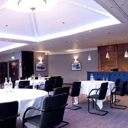 Crowne Plaza By Ihg 4*