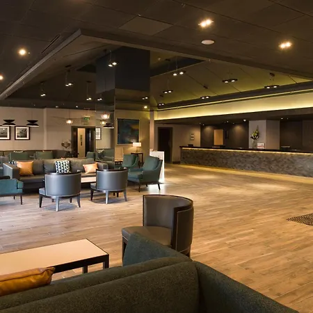 Crowne Plaza By Ihg Hotel 4*