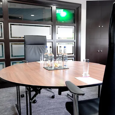 Hotel Crowne Plaza By Ihg 4*