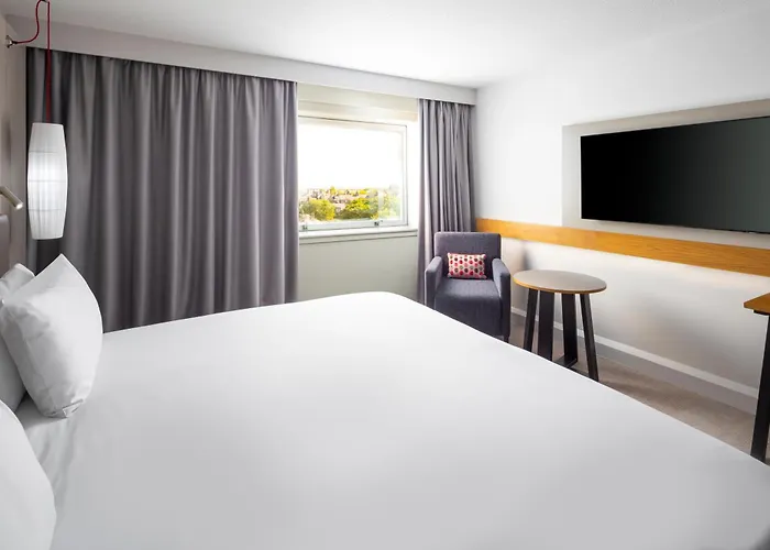 哈罗盖特皇冠假日酒店 4*