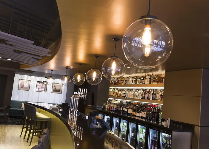 哈罗盖特皇冠假日酒店 酒店 4*